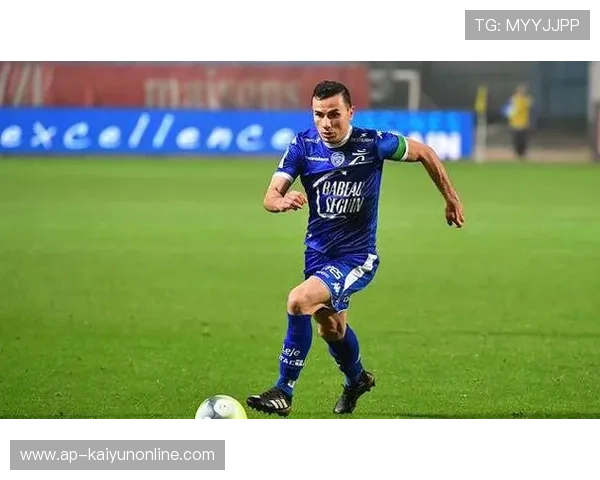 亚眠中场表现出色，助球队主场取胜，亚眠逝世是什么意思